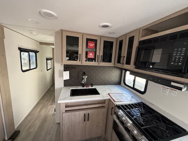 2026 Grand Design 2026 Grand Design Imagine XLS - thumbnail 10