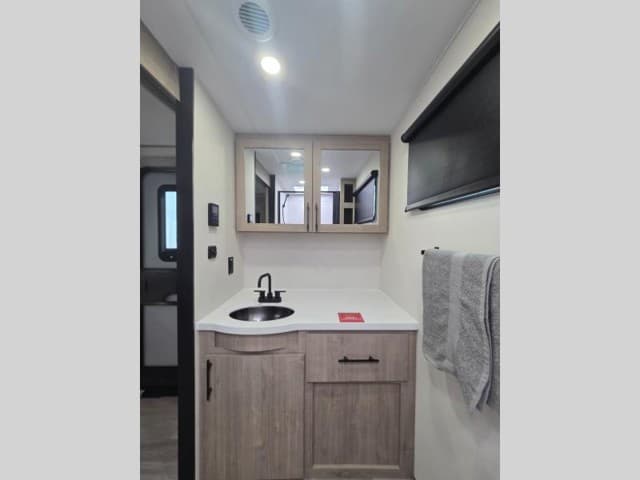 2026 Grand Design 2026 Grand Design Imagine - thumbnail 14