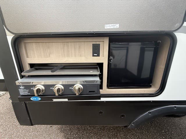 2026 Grand Design 2026 Grand Design Imagine - thumbnail 5