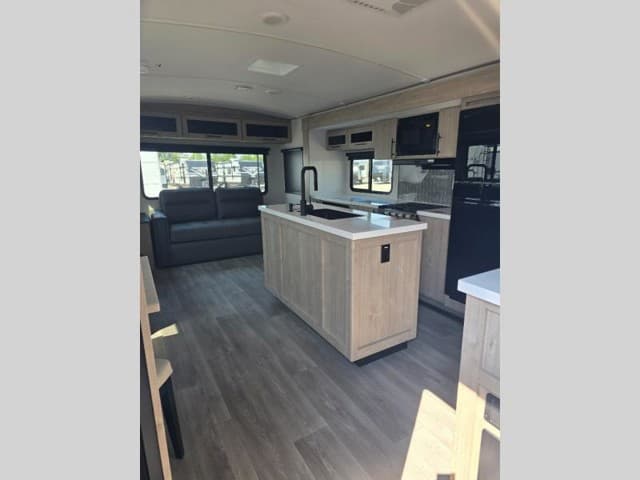 2026 Grand Design 2026 Grand Design Imagine - thumbnail 14