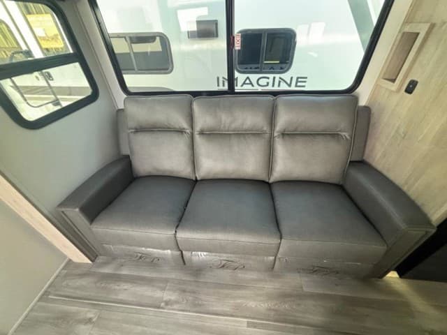 2026 Grand Design 2026 Grand Design Imagine - thumbnail 14