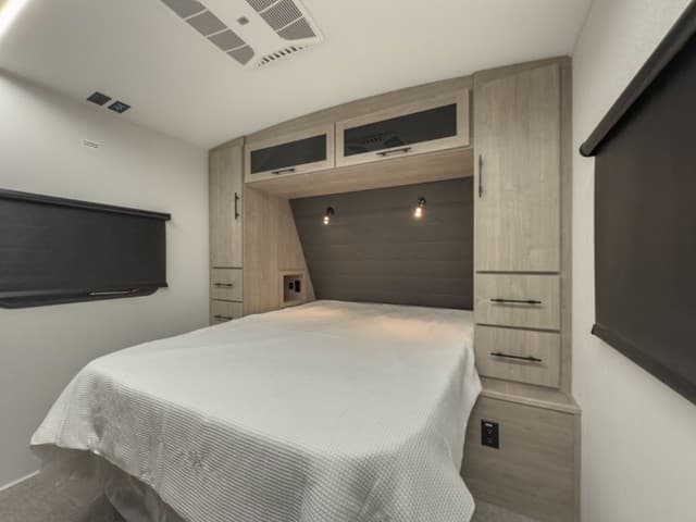 2026 Grand Design 2026 Grand Design Imagine - thumbnail 23