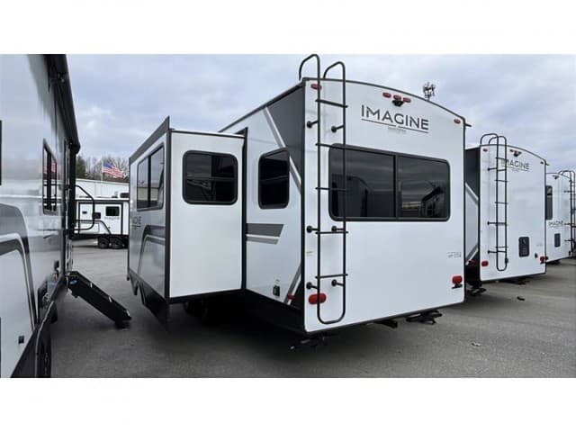 2026 Grand Design 2026 Grand Design Imagine - thumbnail 4