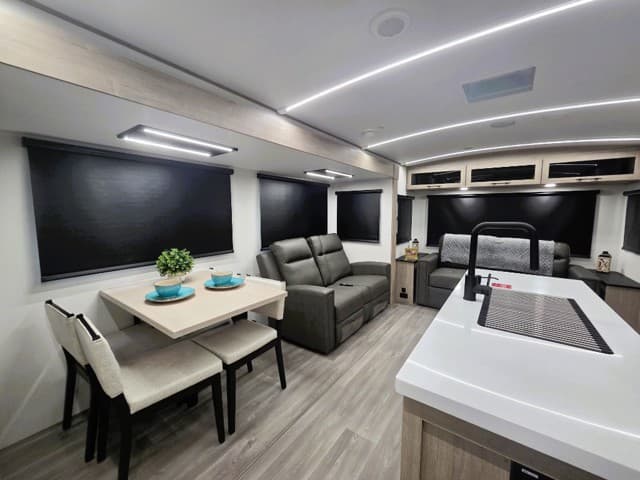 2026 Grand Design 2026 Grand Design Imagine - thumbnail 6