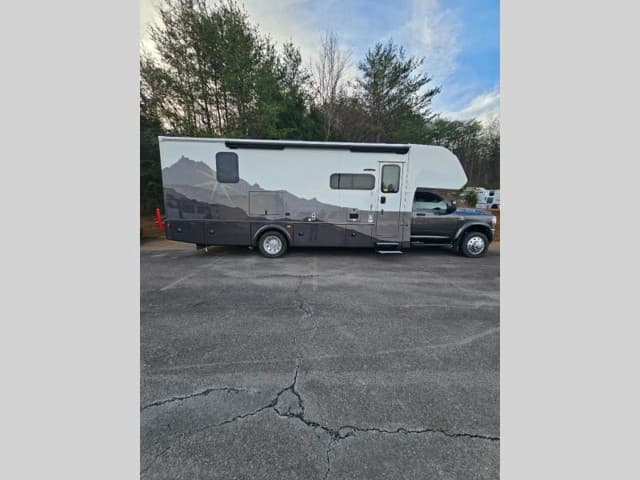 2025 Dynamax 2025 Dynamax Isata 5 - thumbnail 5