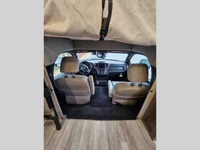 2025 Dynamax 2025 Dynamax Isata 5 - thumbnail 7