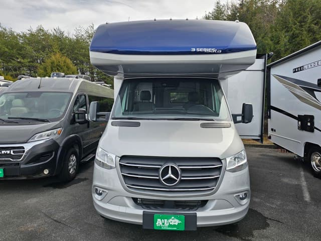 2025 Dynamax 2025 Dynamax Isata 3 - thumbnail 3