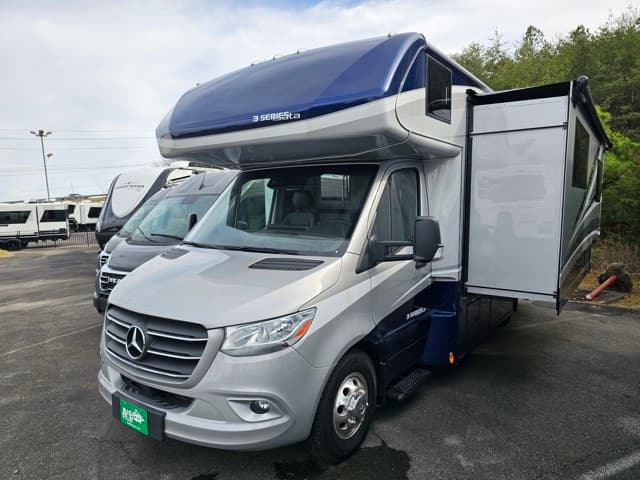 2025 Dynamax 2025 Dynamax Isata 3 - thumbnail 4