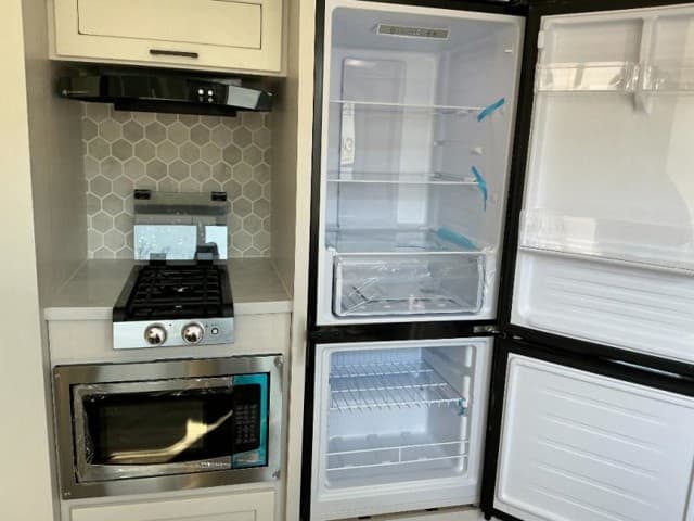 2025 Jayco 2025 Jayco Jay Feather - thumbnail 9