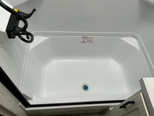 2025 Jayco 2025 Jayco Jay Feather - thumbnail 18