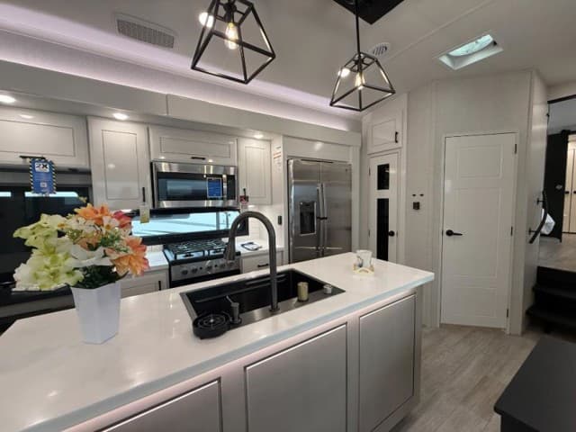 2026 Jayco 2026 Jayco Pinnacle - thumbnail 7