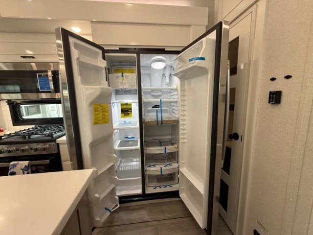 2026 Jayco 2026 Jayco Pinnacle - thumbnail 9