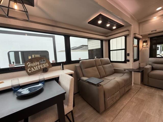 2026 Jayco 2026 Jayco Pinnacle - thumbnail 21