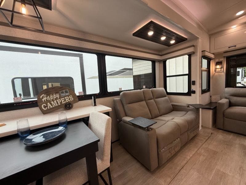 2026 Jayco 2026 Jayco Pinnacle - thumbnail 21