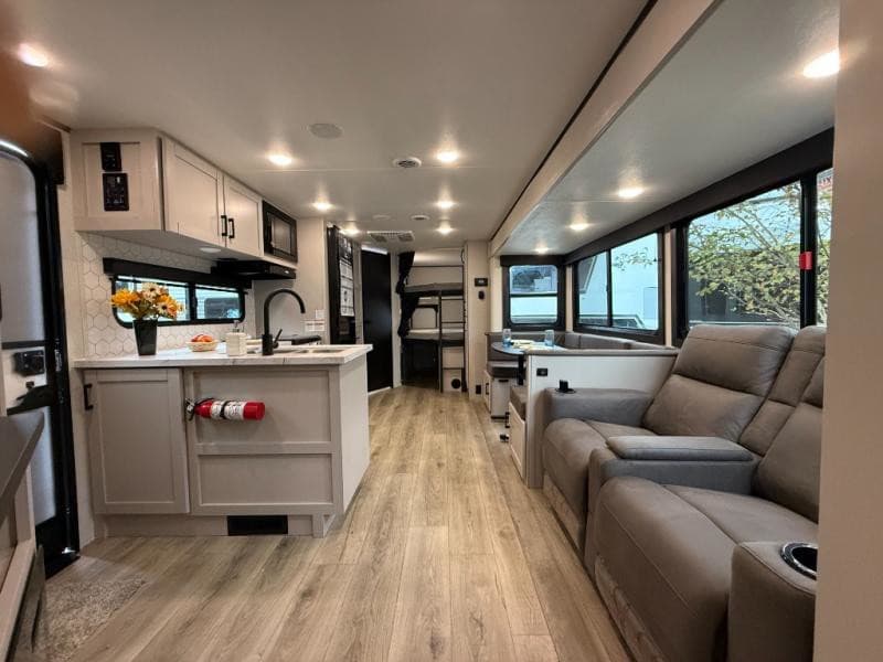 2026 Jayco 2026 Jayco Jay Feather - thumbnail 6
