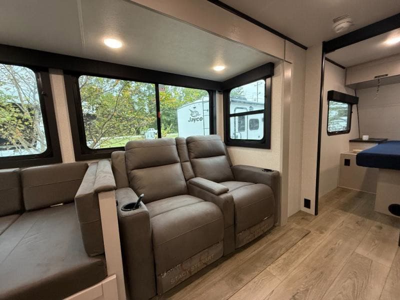 2026 Jayco 2026 Jayco Jay Feather - thumbnail 17
