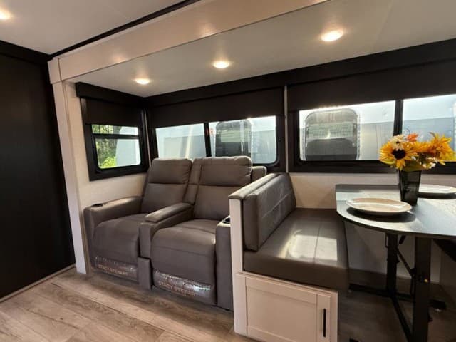 2026 Jayco 2026 Jayco Jay Feather - thumbnail 14