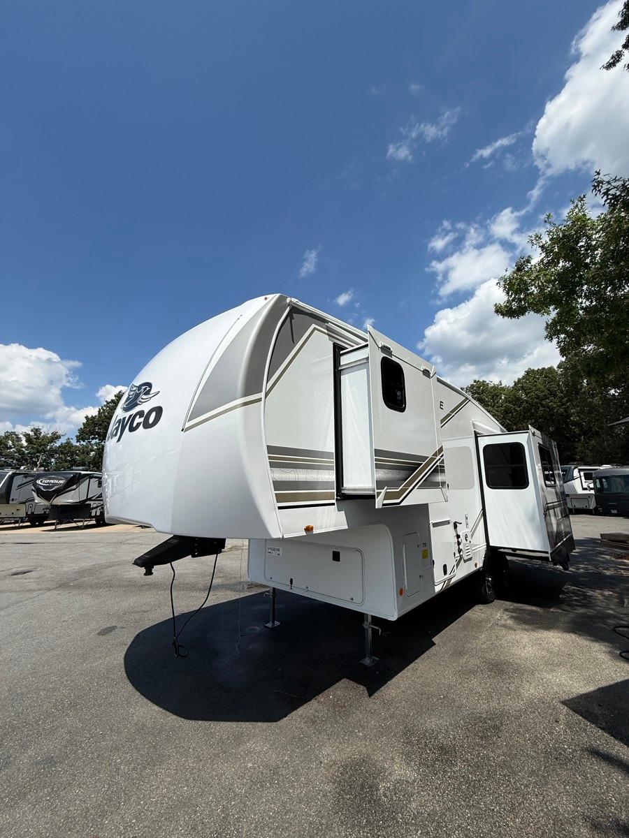 2027 Jayco Eagle 24MLE