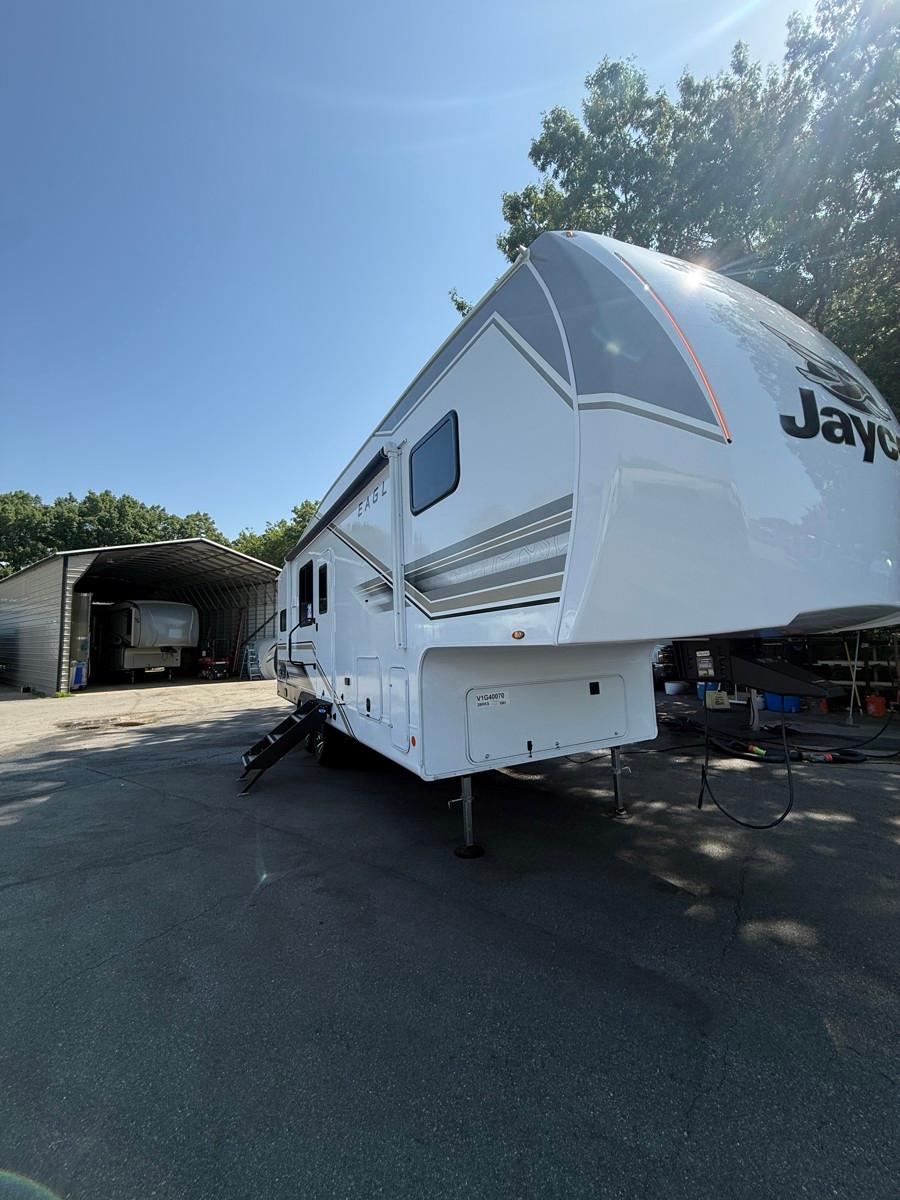 2027 Jayco Eagle SLE 28RKS
