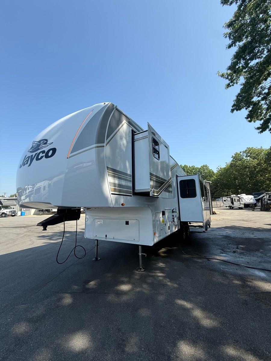 2027 Jayco 2027 Jayco Eagle SLE - thumbnail 3