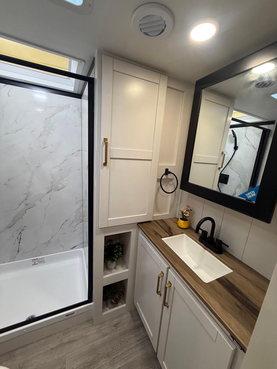 2027 Jayco 2027 Jayco Eagle SLE - thumbnail 9