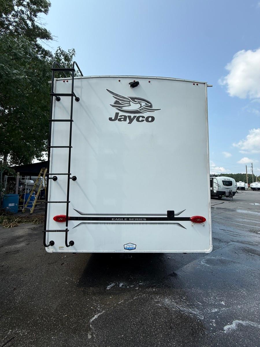 2027 Jayco 2027 Jayco Eagle SLE - thumbnail 4