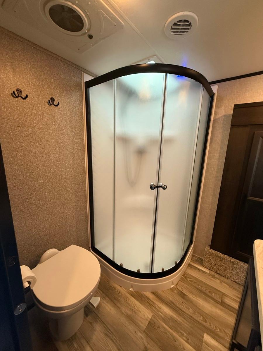 2027 Jayco 2027 Jayco Eagle SLE - thumbnail 9