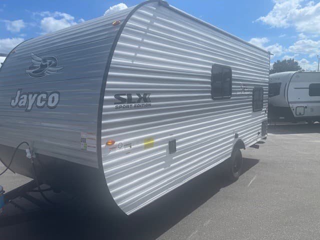 2026 Jayco 2026 Jayco Jay Flight SLX - thumbnail 3