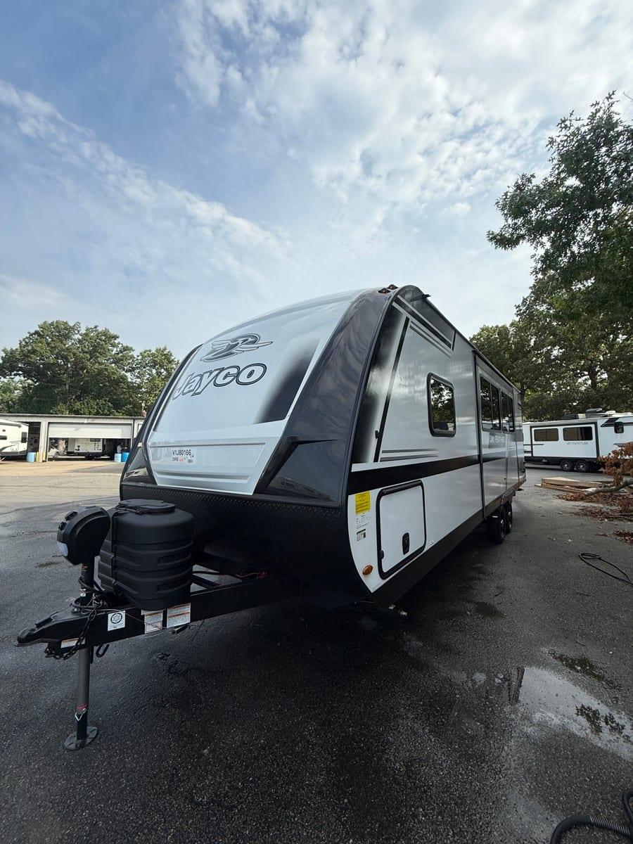 2027 Jayco 2027 Jayco Jay Feather - thumbnail 3