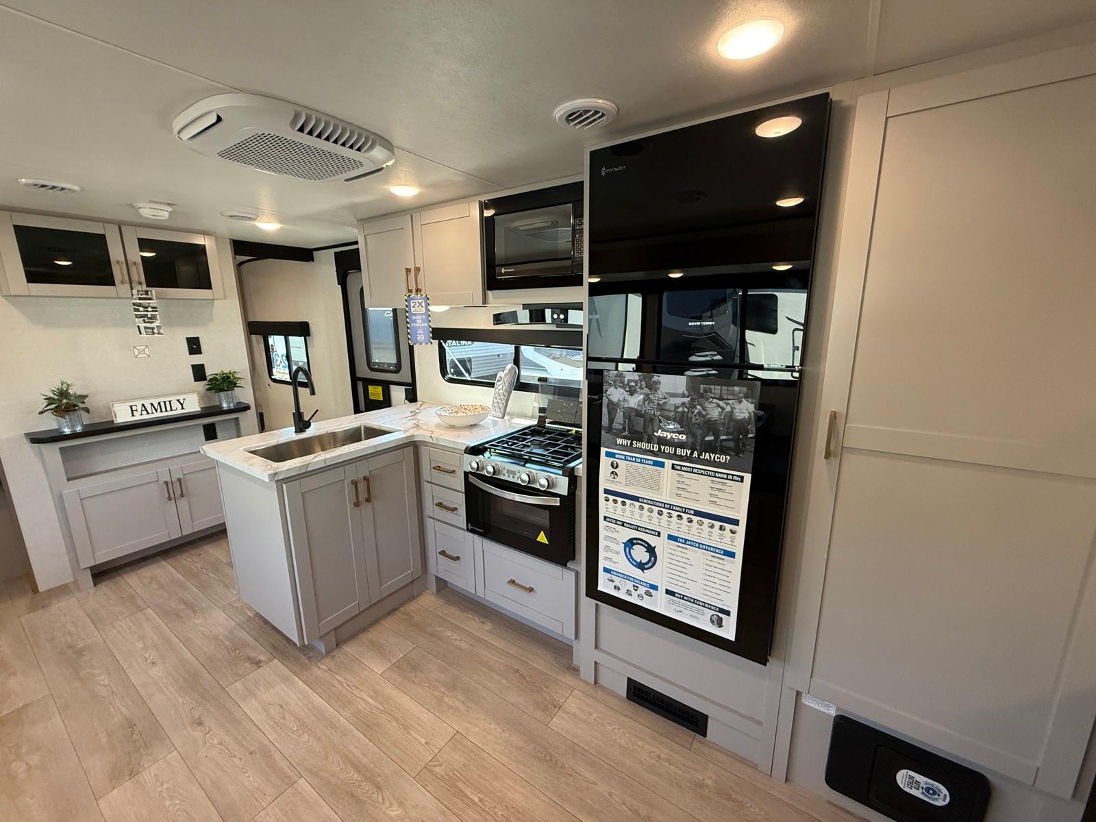 2027 Jayco 2027 Jayco Jay Feather - thumbnail 5