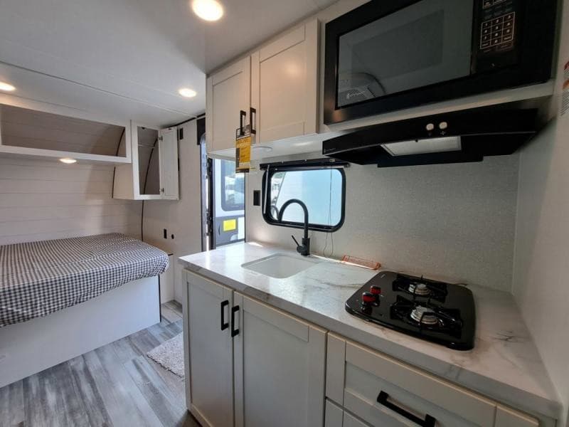 2026 Jayco 2026 Jayco Jay Flight SLX - thumbnail 11