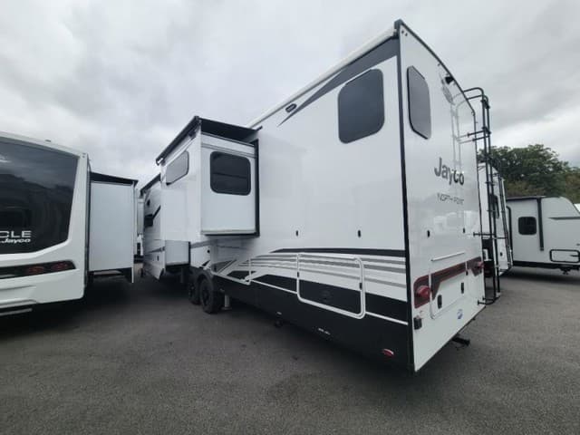 2026 Jayco 2026 Jayco North Point - thumbnail 5