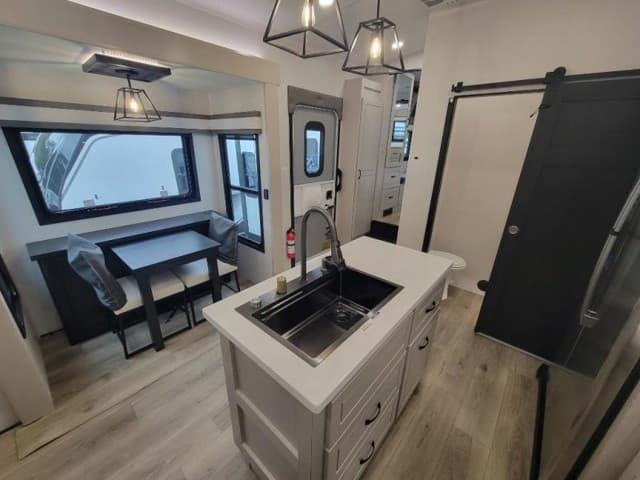 2026 Jayco 2026 Jayco North Point - thumbnail 8