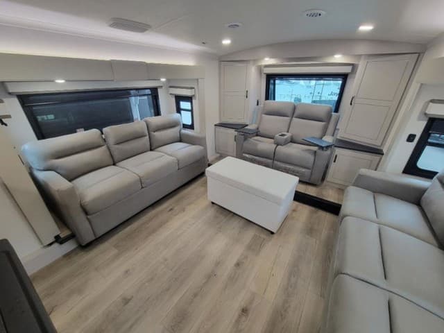 2026 Jayco 2026 Jayco North Point - thumbnail 13