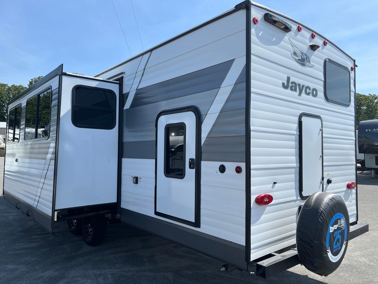 2027 Jayco 2027 Jayco Jay Flight - thumbnail 4