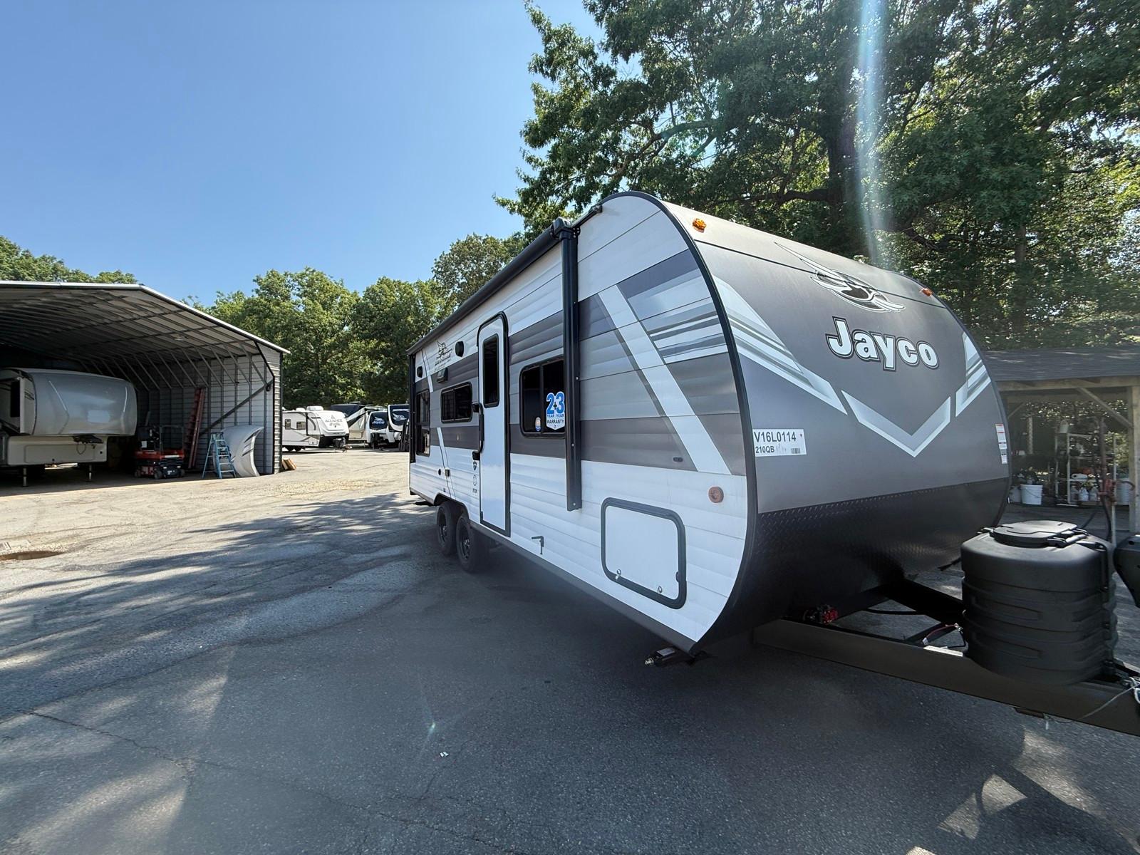 2027 Jayco 2027 Jayco Jay Flight SLX - thumbnail 3