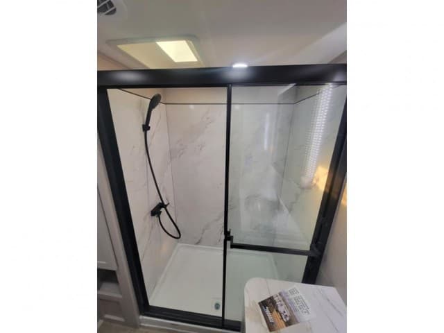 2026 Jayco 2026 Jayco Seismic Toy Hauler - thumbnail 24