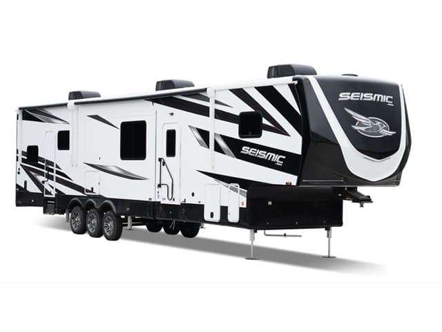 2026 Jayco 2026 Jayco Seismic Toy Hauler - thumbnail 42