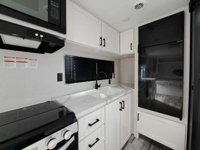 2026 Jayco 2026 Jayco Jay Flight SLX - thumbnail 11