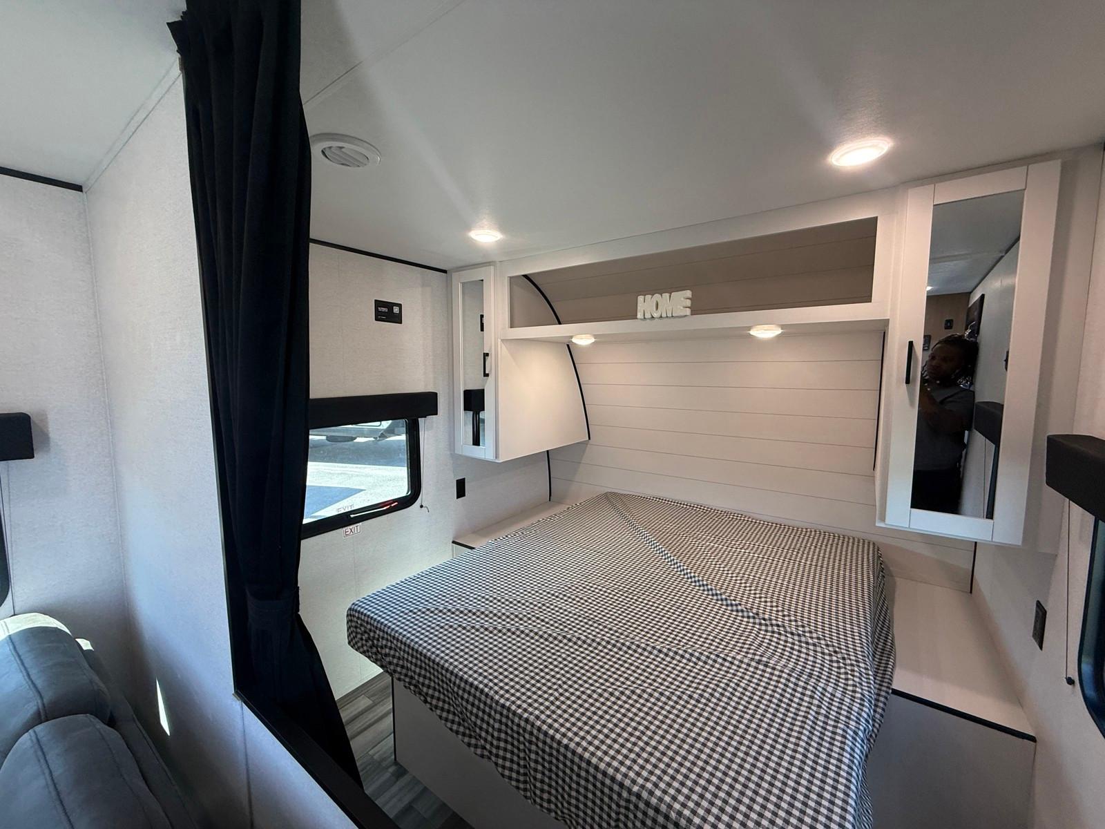 2026 Jayco 2026 Jayco Jay Flight - thumbnail 6