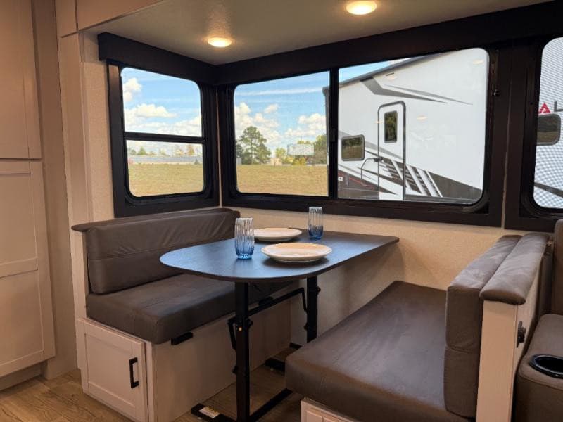2026 Jayco 2026 Jayco Jay Feather - thumbnail 14
