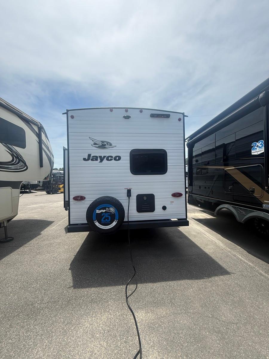 2027 Jayco 2027 Jayco Jay Flight - thumbnail 4