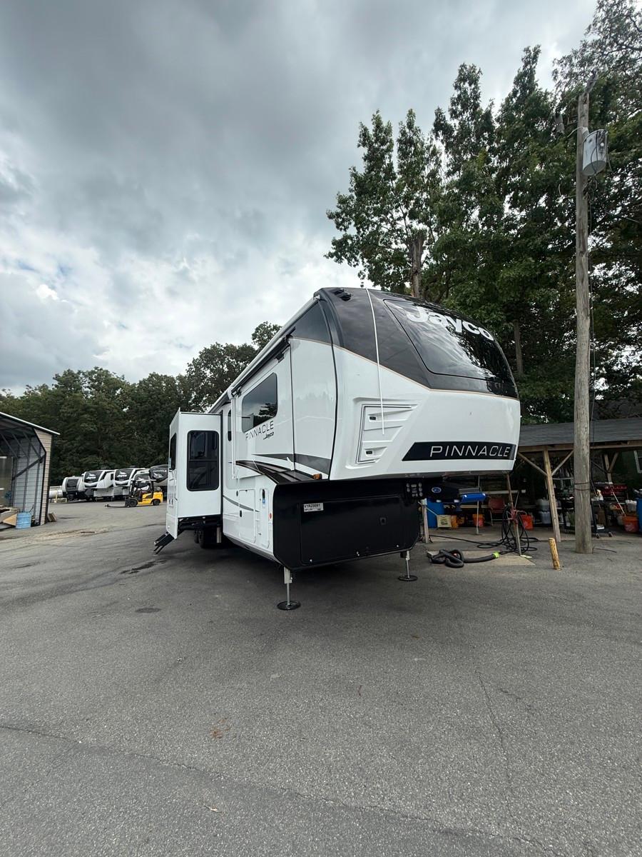 2027 Jayco Pinnacle 39FLOK