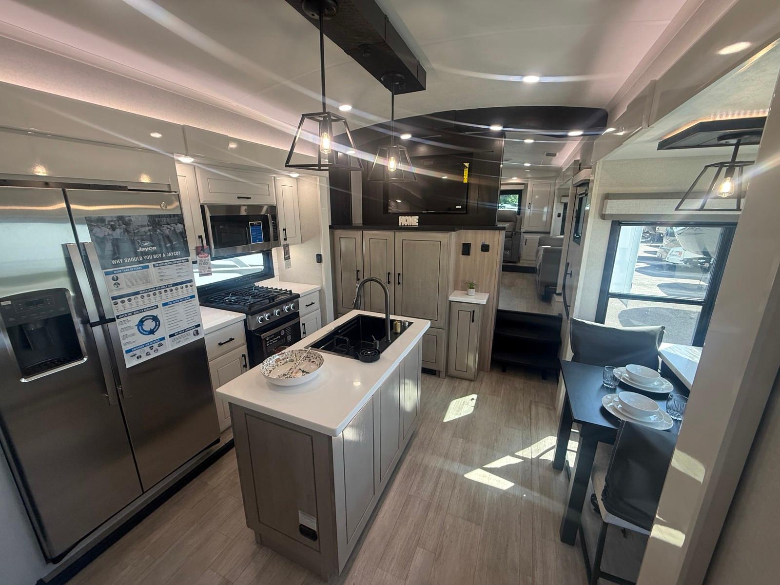 2026 Jayco 2026 Jayco Pinnacle - thumbnail 7