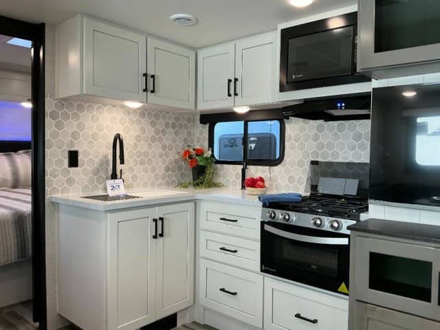 2025 Jayco 2025 Jayco Jay Feather - thumbnail 8