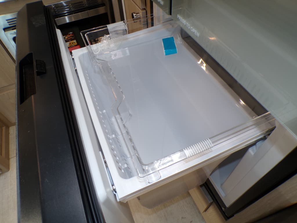 2026 Coachmen 2026 Coachmen Leprechaun - thumbnail 44