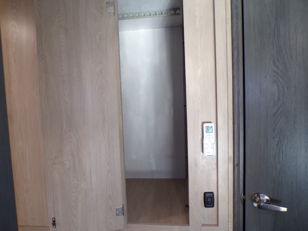 2026 Coachmen 2026 Coachmen Leprechaun - thumbnail 59