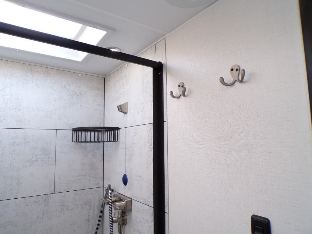 2026 Coachmen 2026 Coachmen Leprechaun - thumbnail 64