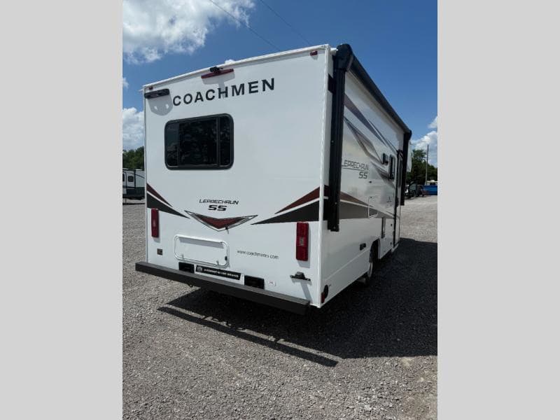 2026 Coachmen 2026 Coachmen Leprechaun - thumbnail 6