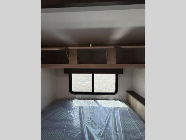 2026 Coachmen 2026 Coachmen Leprechaun - thumbnail 31